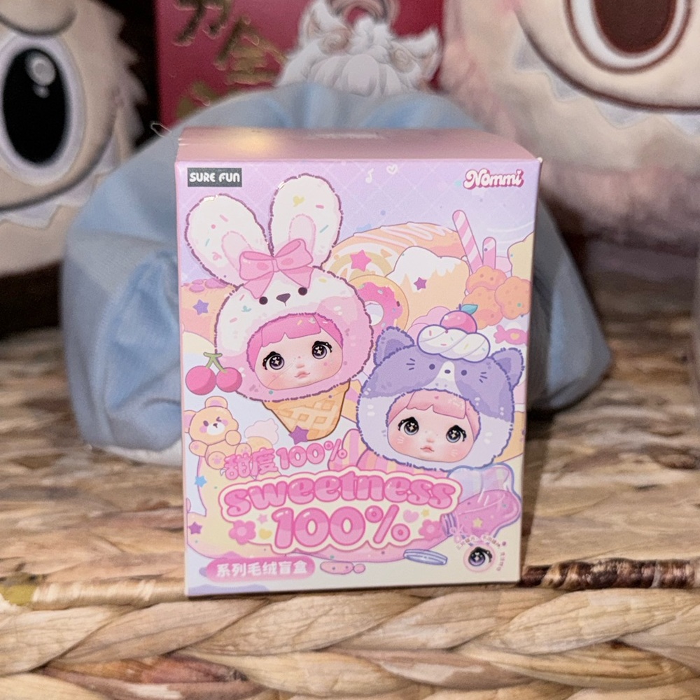 Nommi “Sweetness 100%” Plush Blind Box Keychain